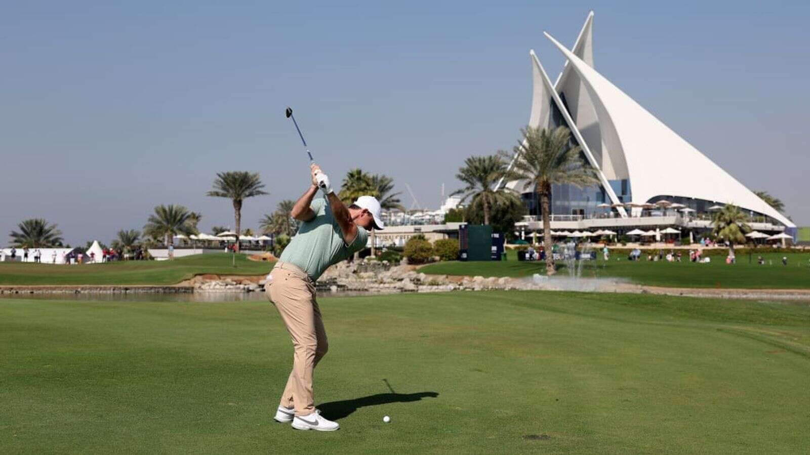 mcilroy surprises himself with a flawless 62 to lead $2.5m dubai invitational