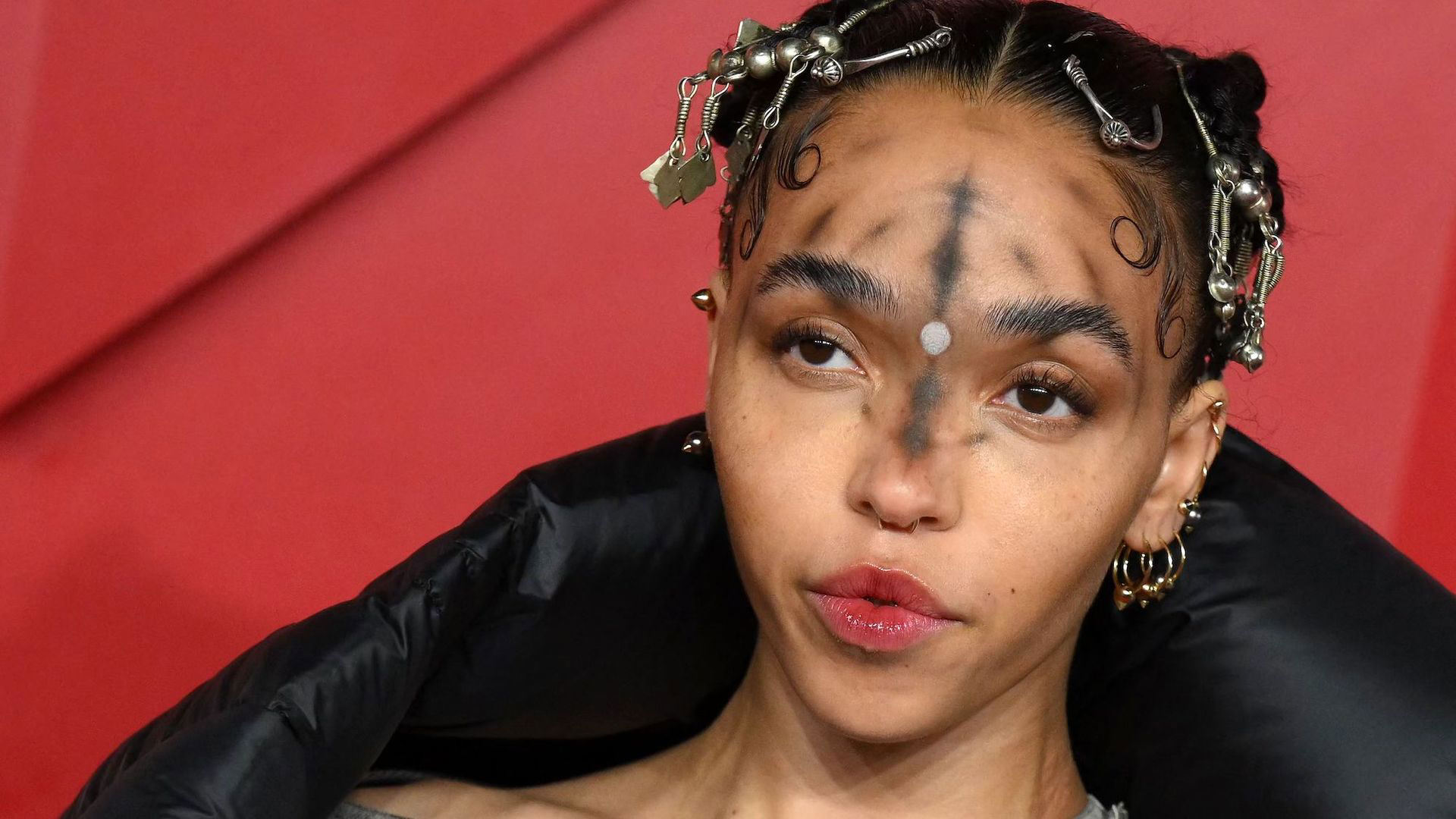 FKA Twigs and Jeremy Allen White – the tale of two Calvin Klein ads