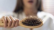 ni ortiga ni romero: la hierba de jardín que debés ponerle al shampoo para que te crezca el pelo más rápido