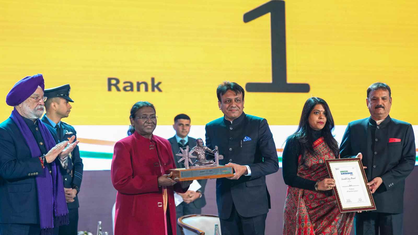 android, indore, surat named cleanest cities, maharashtra cleanest state