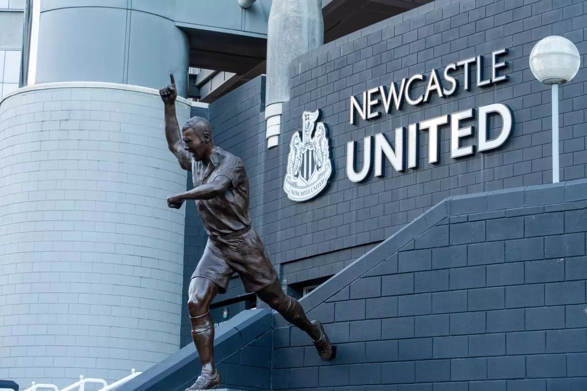 newcastle can't reject £1billion transfer bid for star player