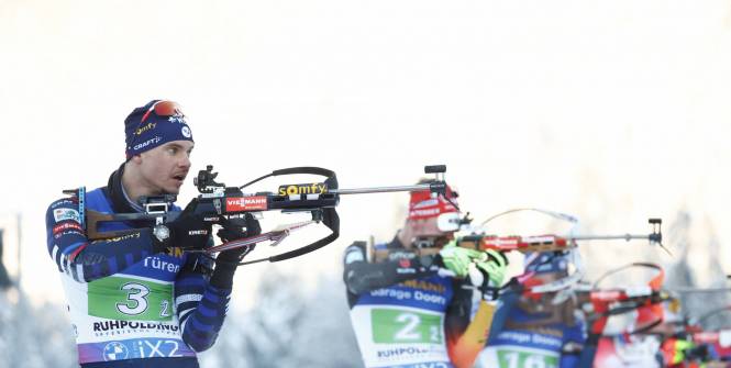 le relais français au pied du podium à ruhpolding, les norvégiens vainqueurs