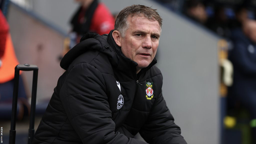 Wrexham looking for January signings - Parkinson