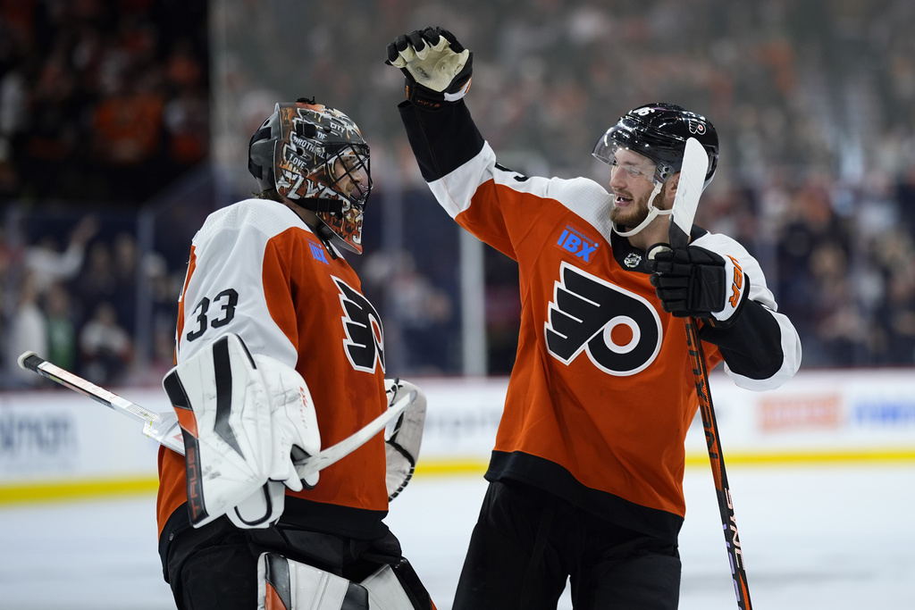 Flyers Edge Canadiens, 3-2, In Drysdale Debut