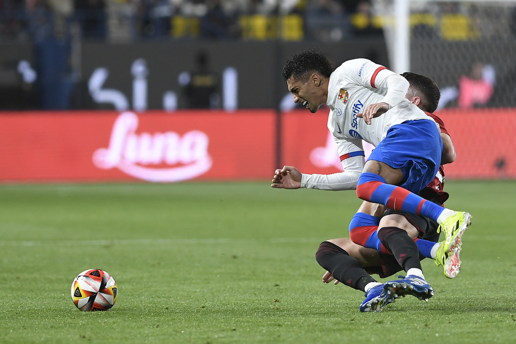 Barcelona Derrota 2-0 A Osasuna Y Otra Vez Se Las Verá Con Real Madrid ...