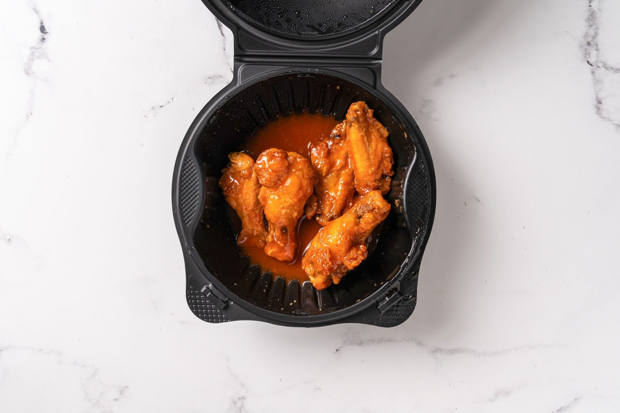 We Visited 10 Chicken Wing Restaurants to Find the Best Fast-Food Wings