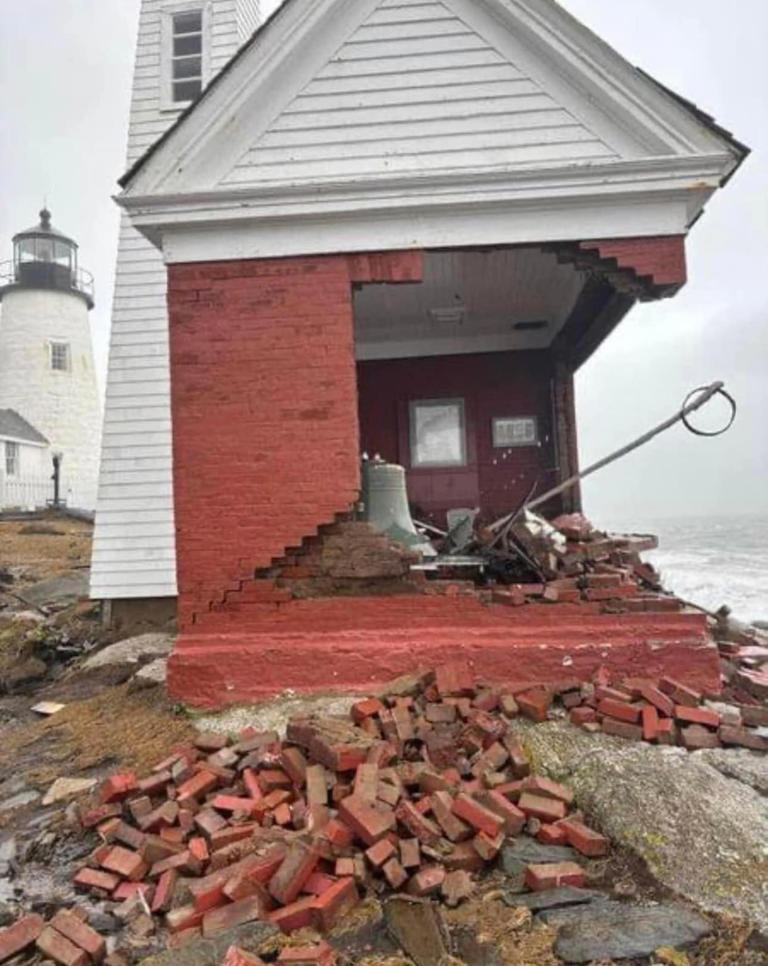 Historic lighthouse featured on Maine state quarter suffers extensive ...