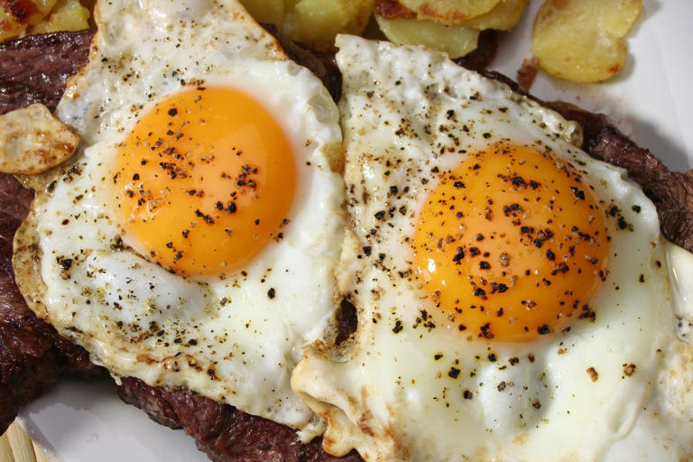 Breakfast timing matters. Optimal hours revealed for your first meal's