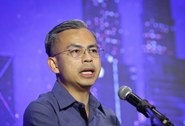 anwar called for tabling of no-confidence motion twice, fahmi tells pas leader