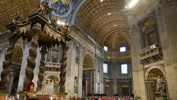 Vatican announces restoration of 400-year-old canopy in St Peter’s Basilica
