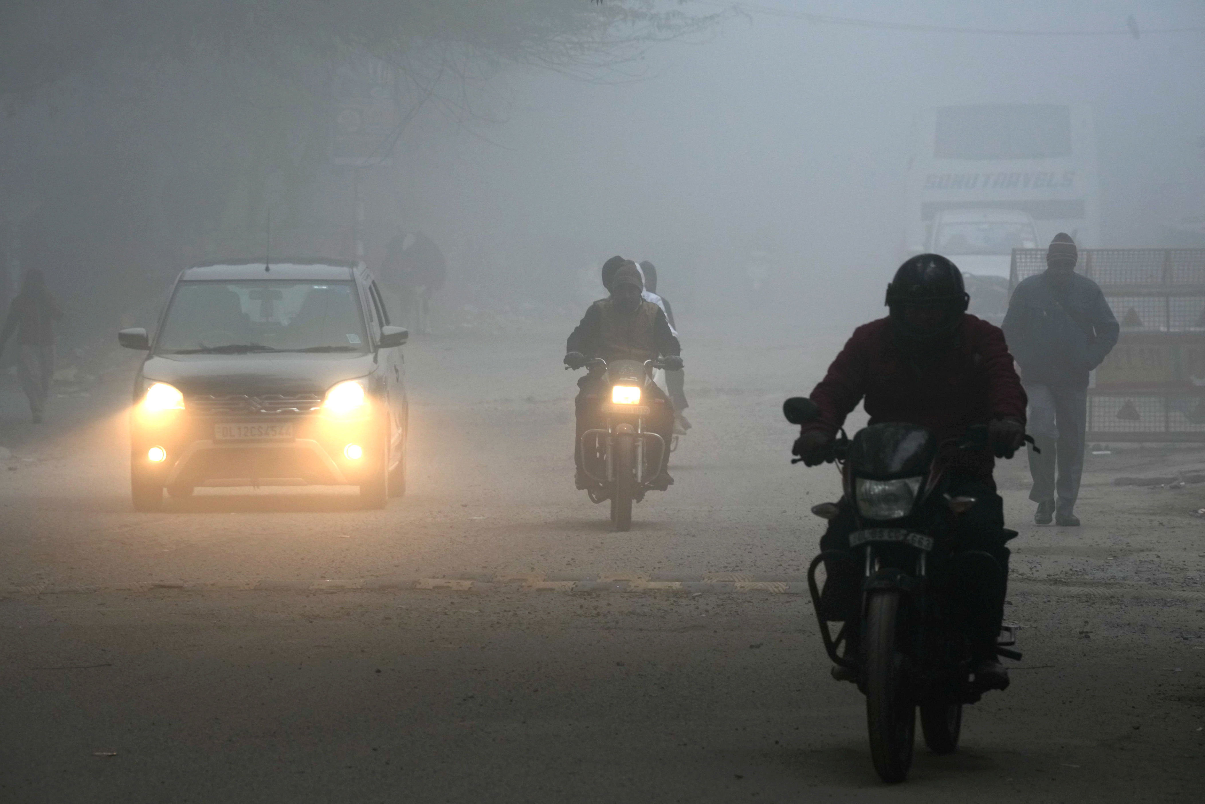 delhi shivers as minimum temperature plunges to 3.9 degrees celsius, season's coldest