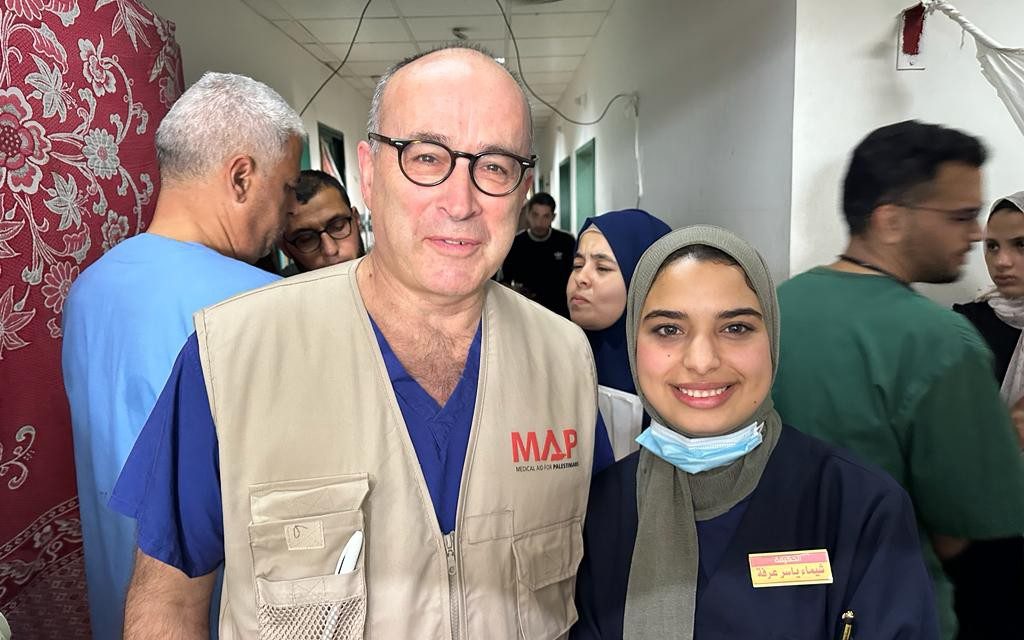 ‘the single worst thing i’ve seen’: top oxford surgeon recounts horrors of gaza hospital