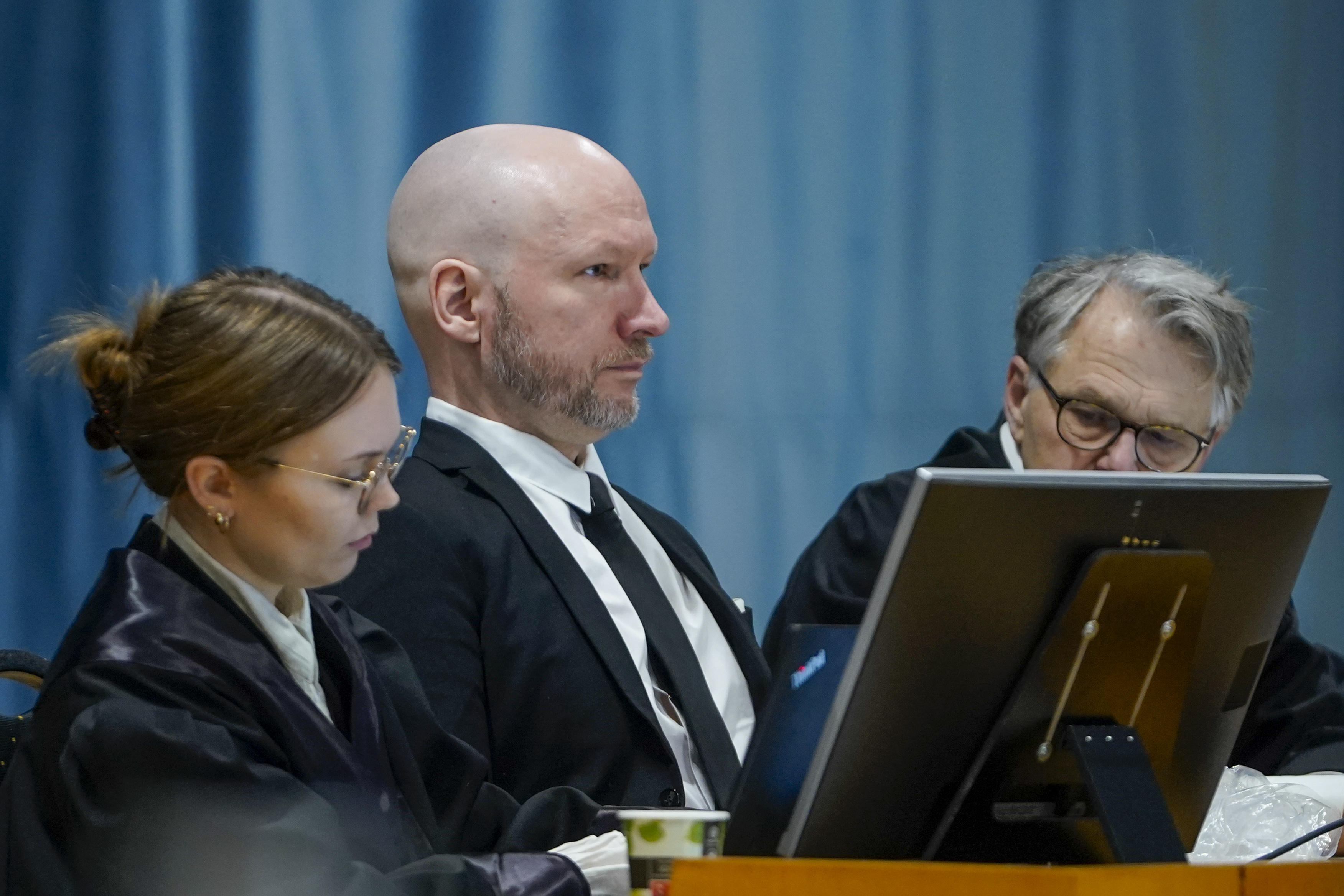 regjeringsadvokaten: norge har ingen plikt til å finne en venn til breivik