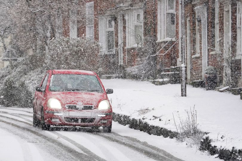 Met Office Warns 'significant Snow' Possible Early Next Week As Weather ...