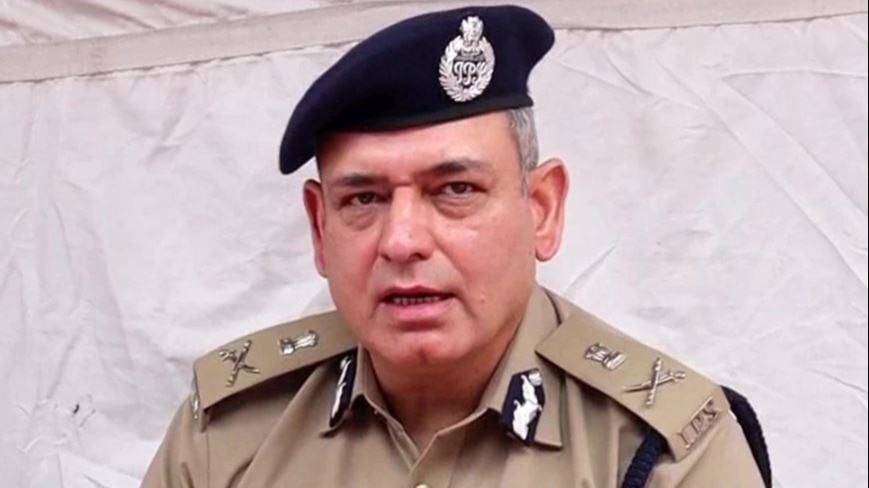 supreme court reinstates himachal dgp sanjay kundu, asks state for probe by sit