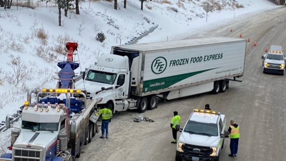 I-80 Eastbound Reopens In Reno After Jackknifed Big Rig Blocks All ...