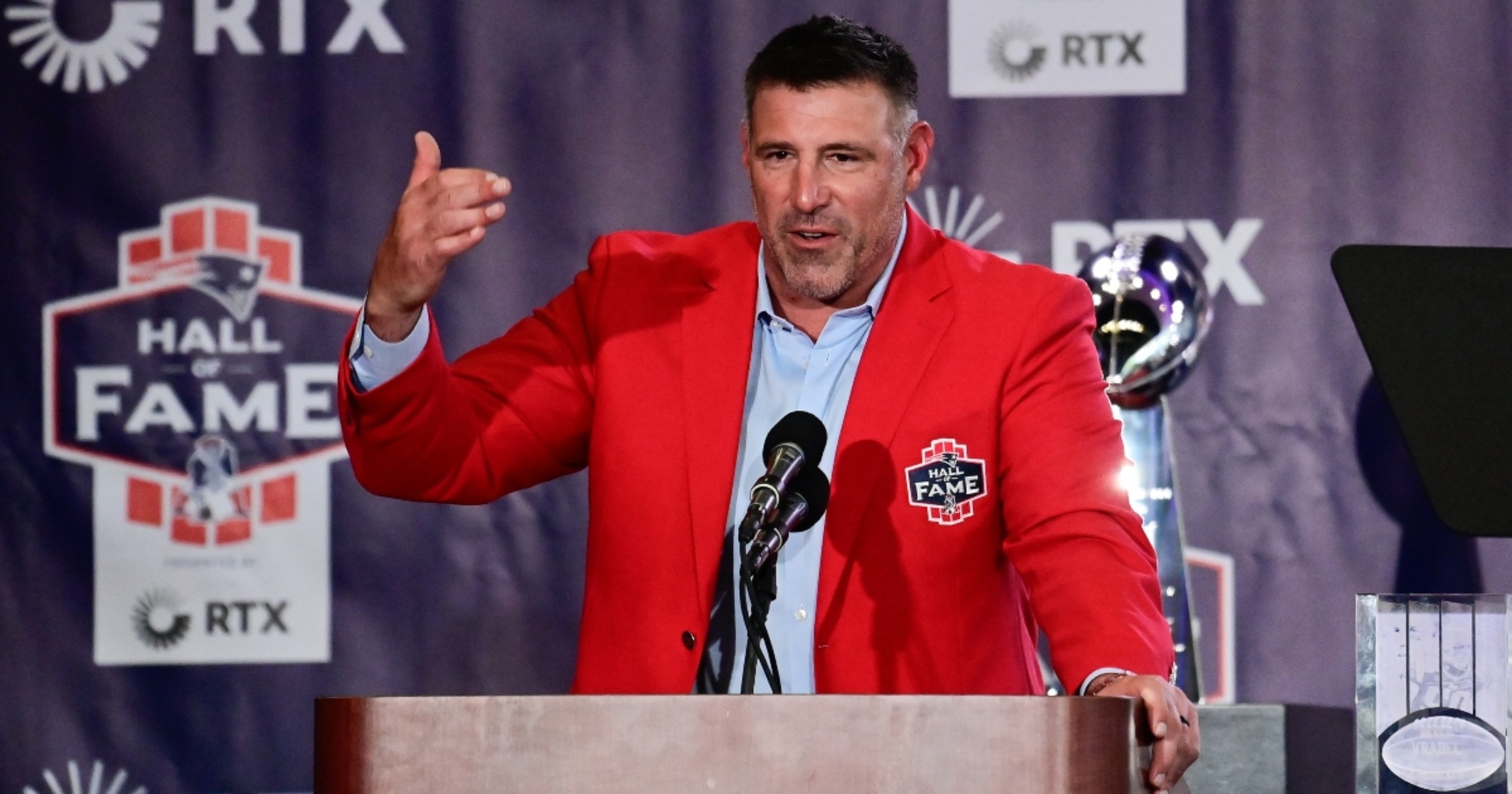 Report: Mike Vrabel’s Patriots Hall Of Fame Induction Contributed To ...