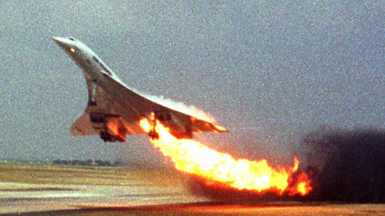Op 25 juli 2000 vatte een Concorde van Air France vuur tijdens het opstijgen in Parijs. Alle 100 passagiers en 9 bemanningsleden kwamen om het leven.