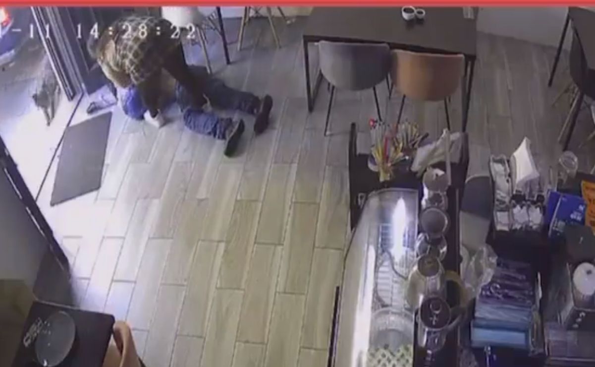 video. empleada taclea a ladrón que intentaba robar una tablet; se hace viral y así nos cuenta su hazaña