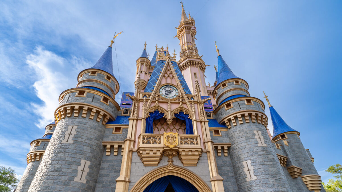 2025 Walt Disney World Vacation Packages Going on Sale This Week