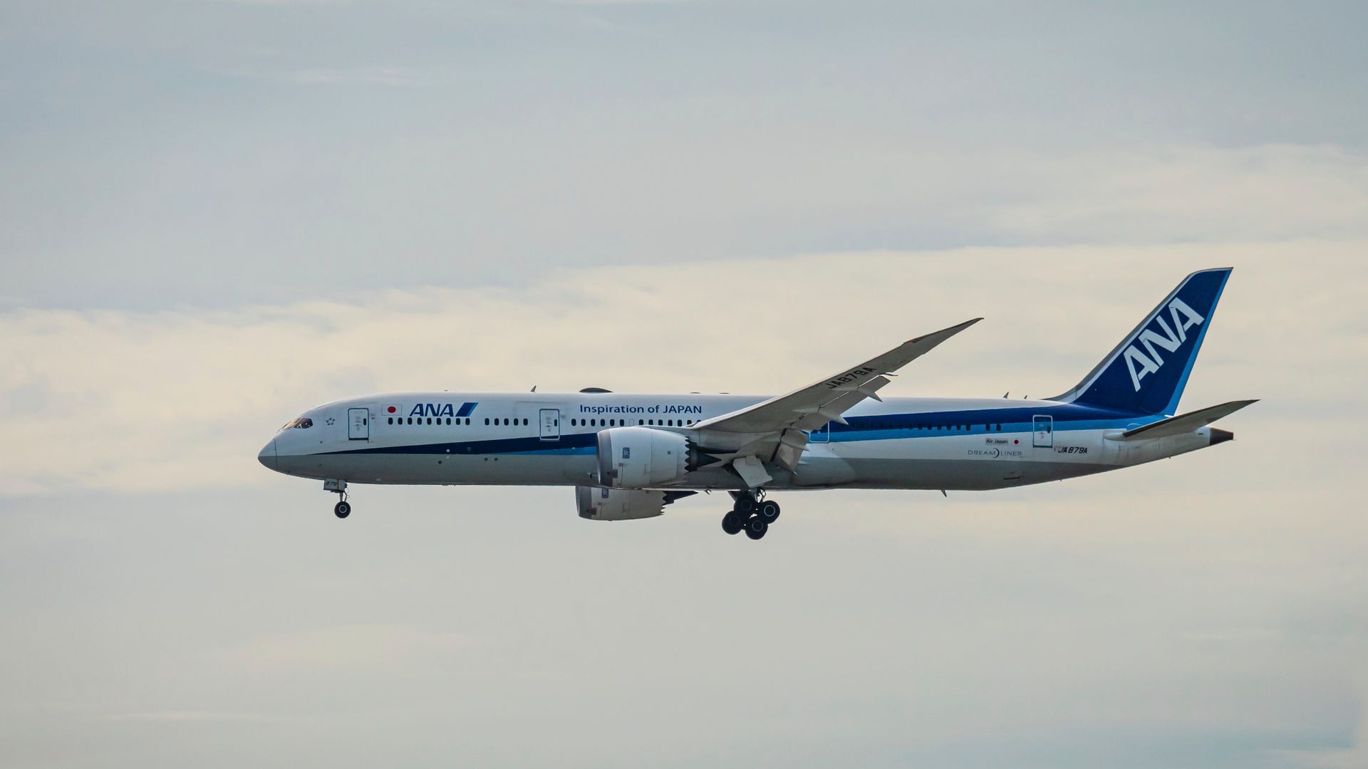 boeing: frontscheibe von 787-800 reißt nach start in japan