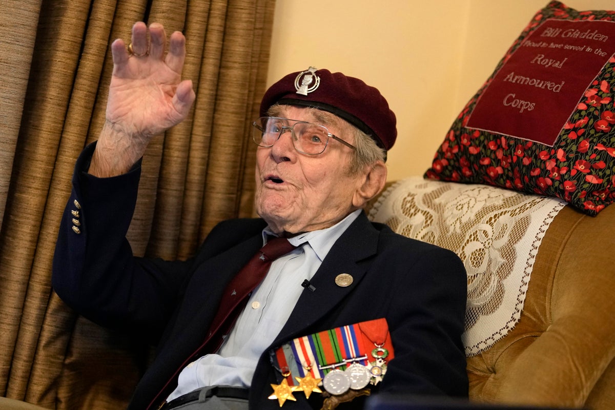 el veterano británico, bill gladden, cumple 100 años
