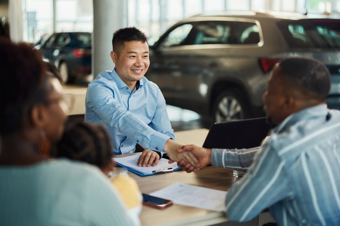 need a car asap? 3 ways to save at a time when car prices and borrowing rates are up