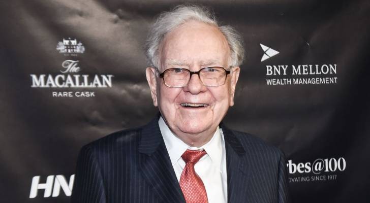 a shareholder once asked warren buffett, charlie munger if social security is a 'government-sponsored ponzi scheme for retirees' — their answer was received with laughter and applause