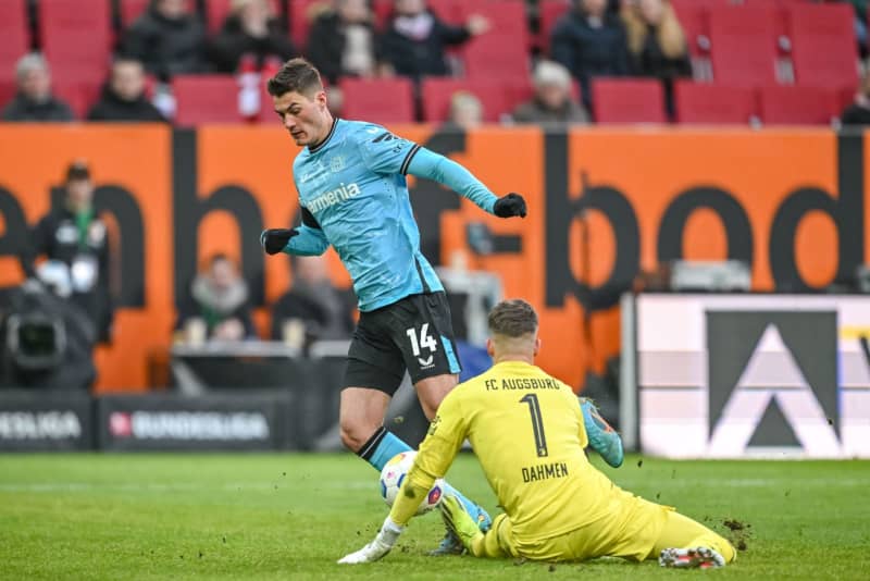 Leaders Leverkusen Win Late As Bundesliga Bids Goodbye To Beckenbauer