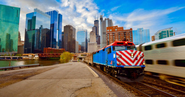 Travel The US By Train: Here's How To See The Most Iconic Landmarks In The Country In One Trip