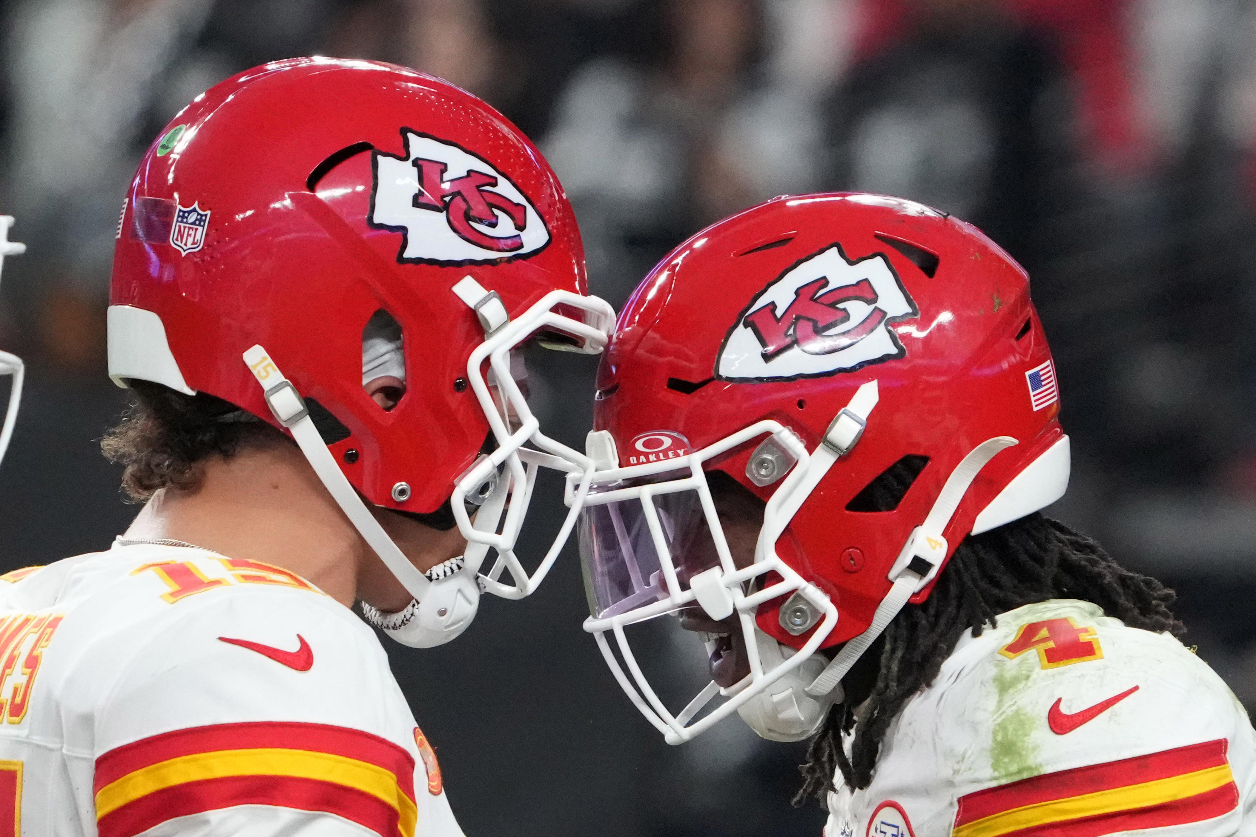 Patrick Mahomes Got Hit So Hard On A Frozen Kansas City Night His ...