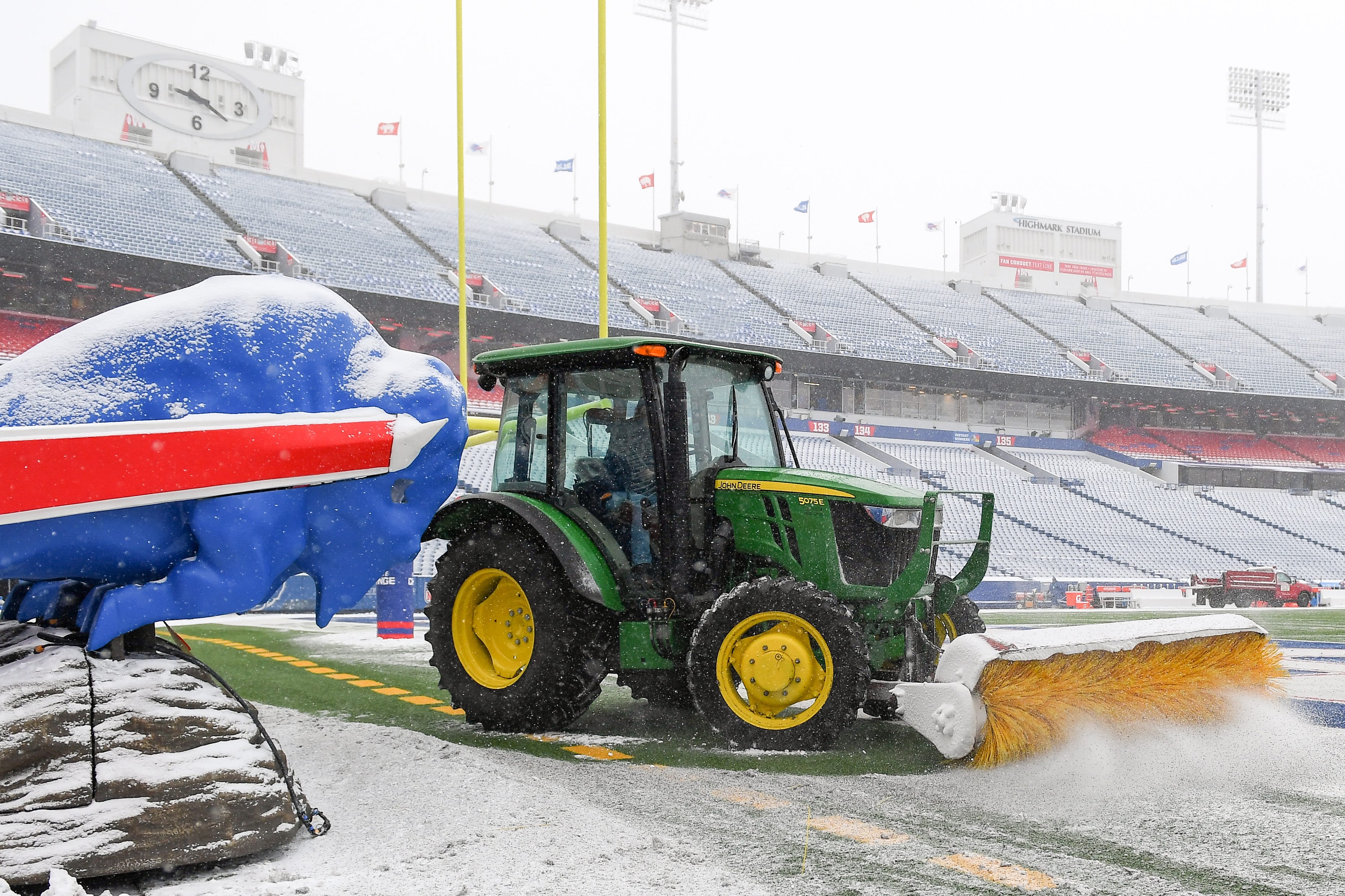 Bills-Steelers AFC Wild Card game in Buffalo postponed until Monday due ...