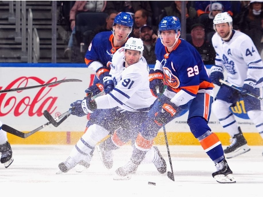 Maple Leafs Captain John Tavares In $8M Fight With CRA: Report