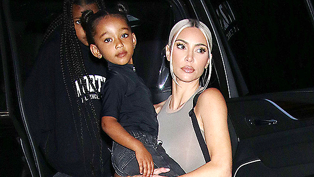 Kim Kardashian Shares Adorable Photo With Daughter Chicago In Early ...