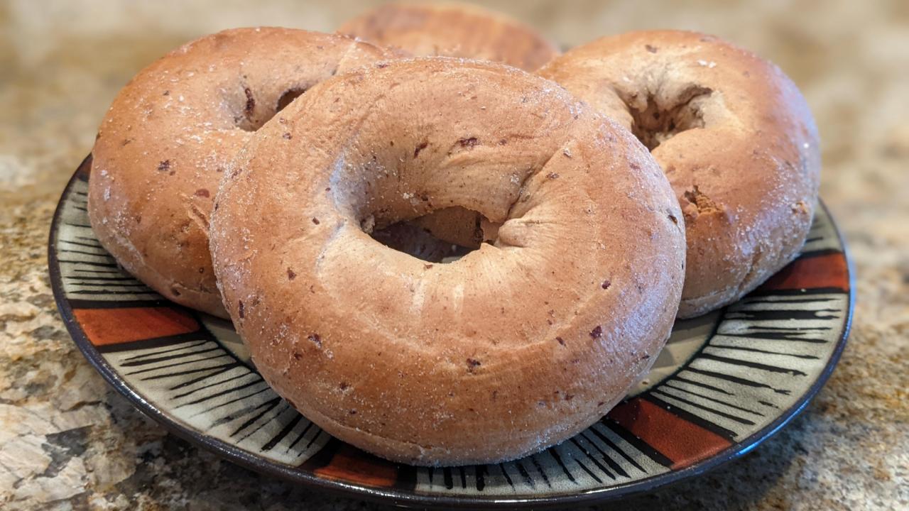 List National Bagel Day 2025 deals on Jan. 15