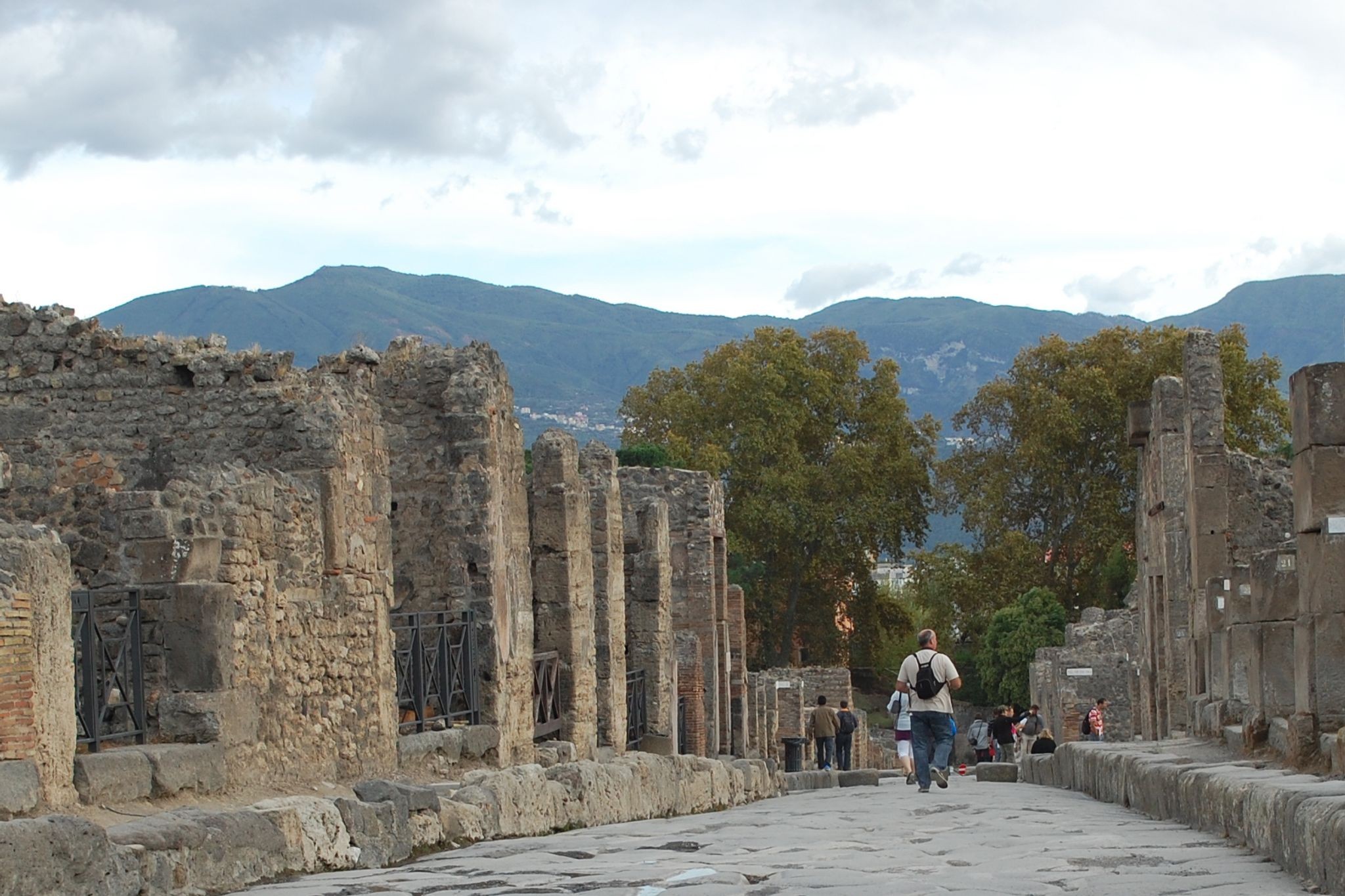 italien: neues angebot: mit dem rollstuhl durch pompeji