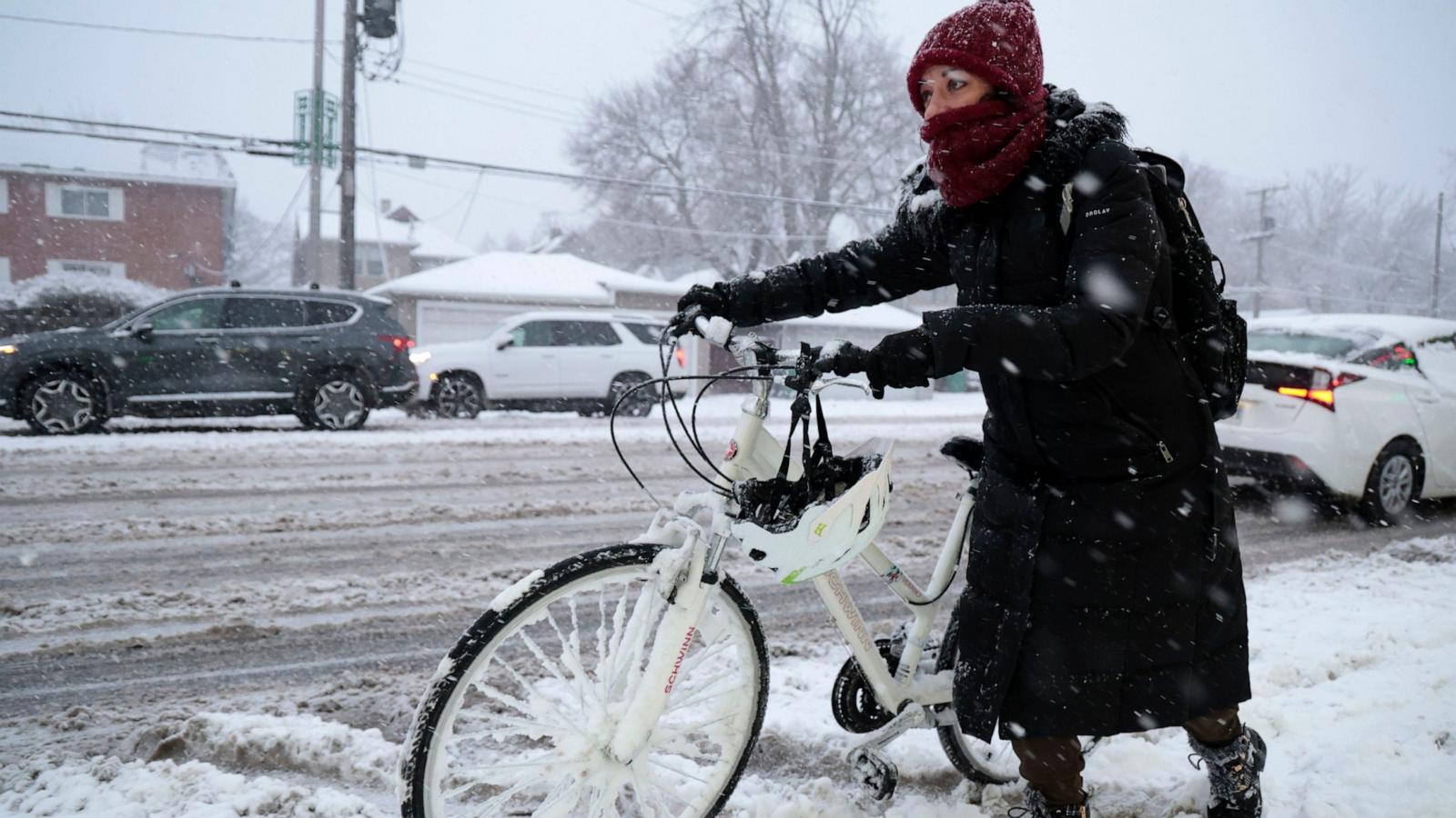 Life-threatening Cold Hits US, South Braces For Snowstorm