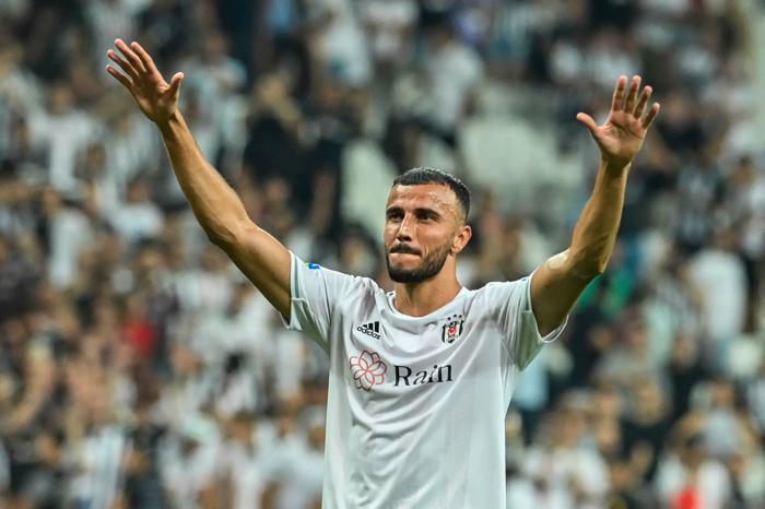 romain saiss'ten transfer itirafı