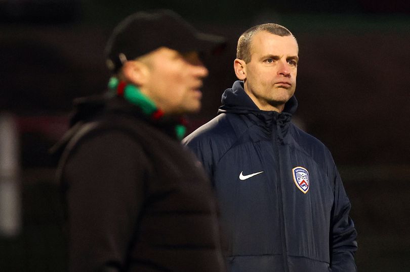 oran kearney says glentoran drubbing may signal the end for some in a coleraine shirt