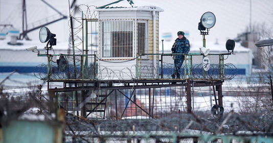 More than 100,000 prisoners have been deployed already in Ukraine (Picture: east2west)