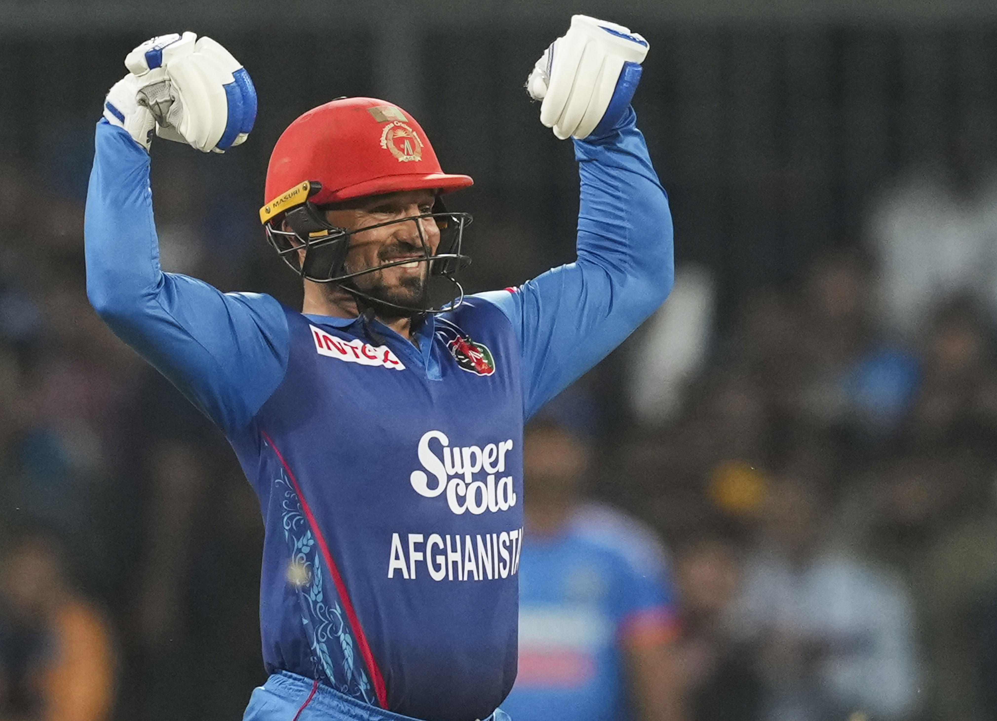 gulbadin, lower-order batters lift afghanistan to 172 all out