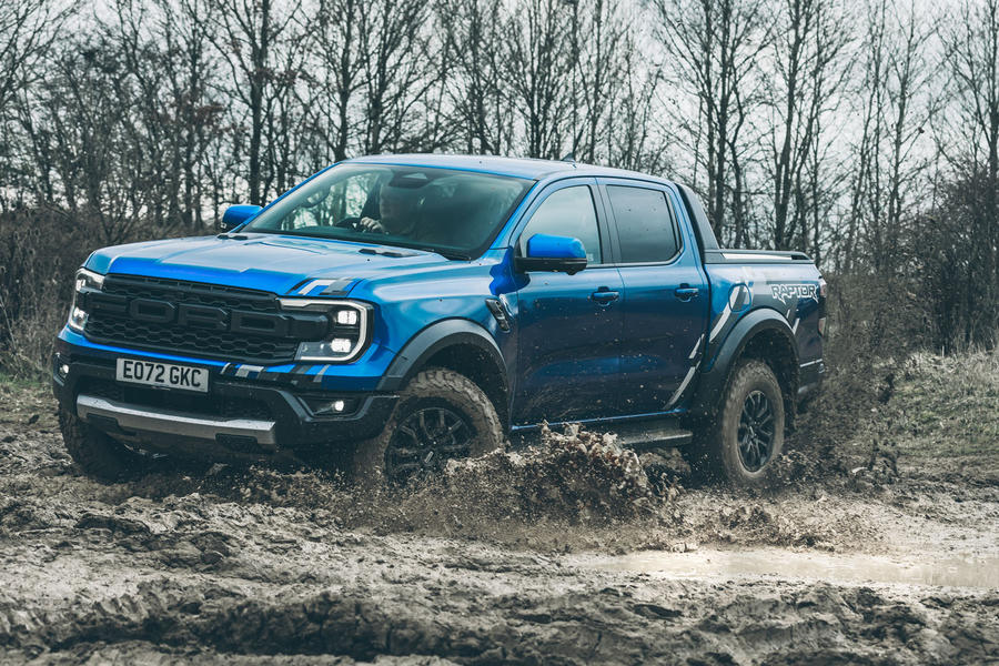 ford ranger raptor vs jeep wrangler: which is best off-road?
