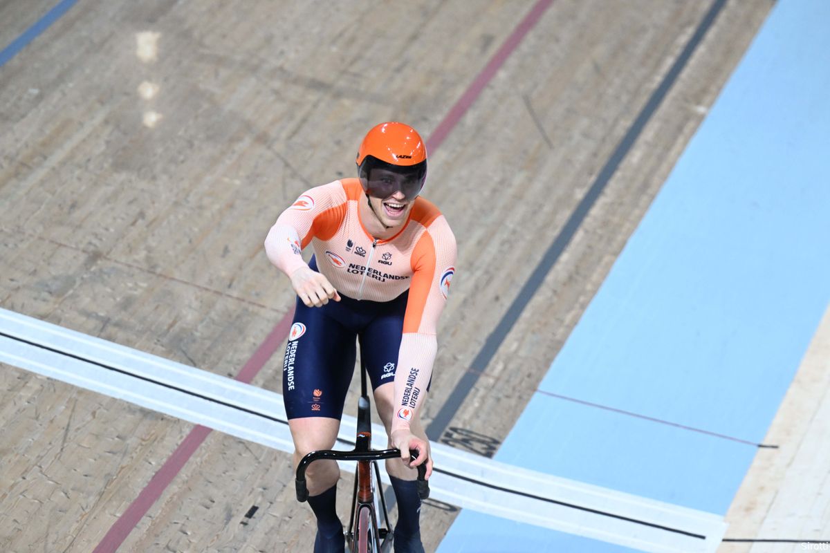 🎥 Bizar! Lavreysen wint Keirin op EK met gigantische voorsprong 'Ik