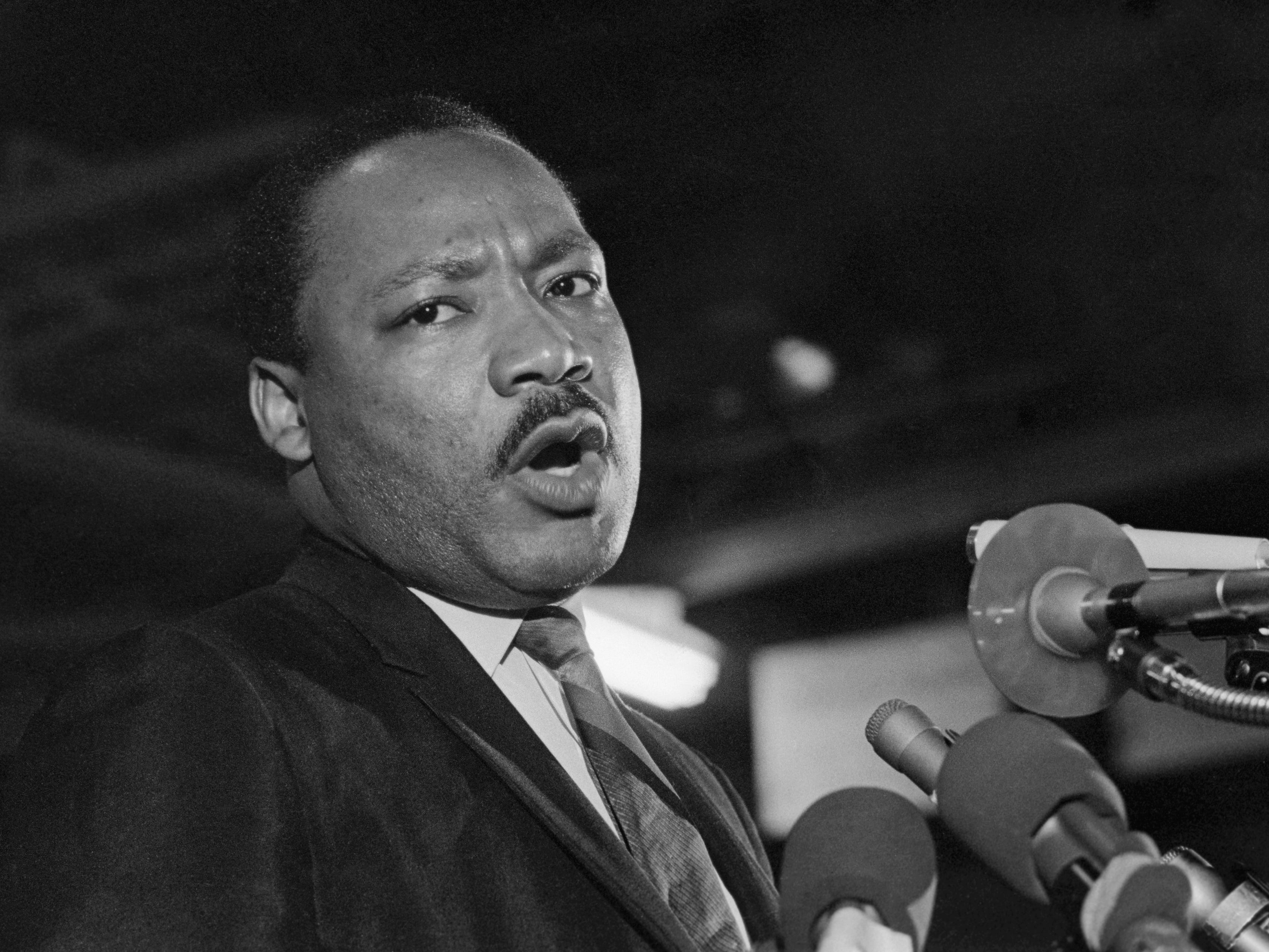 how martin luther king jr. day became a federal holiday
