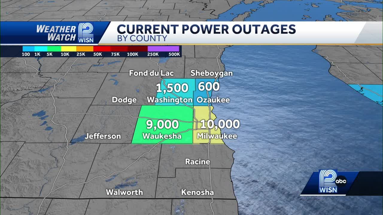 Power Outages: Thousands Without Power As Snowstorm Impacts SE Wisconsin