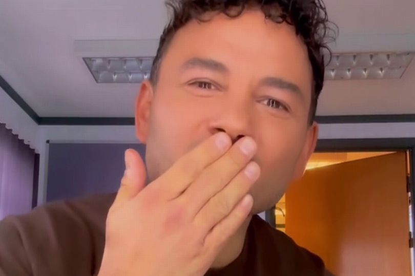 Ryan Thomas In Tears As He Dedicates First Itv Dancing On Ice