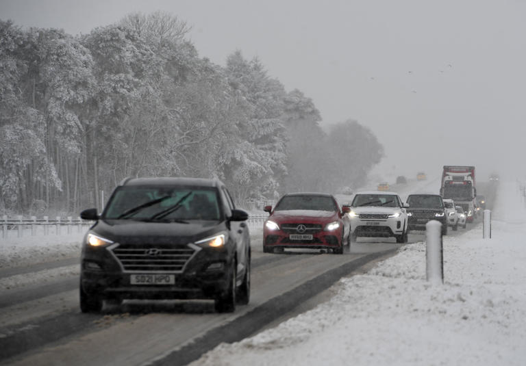 Snow warning UK Warning drivers could be stranded as severe weather