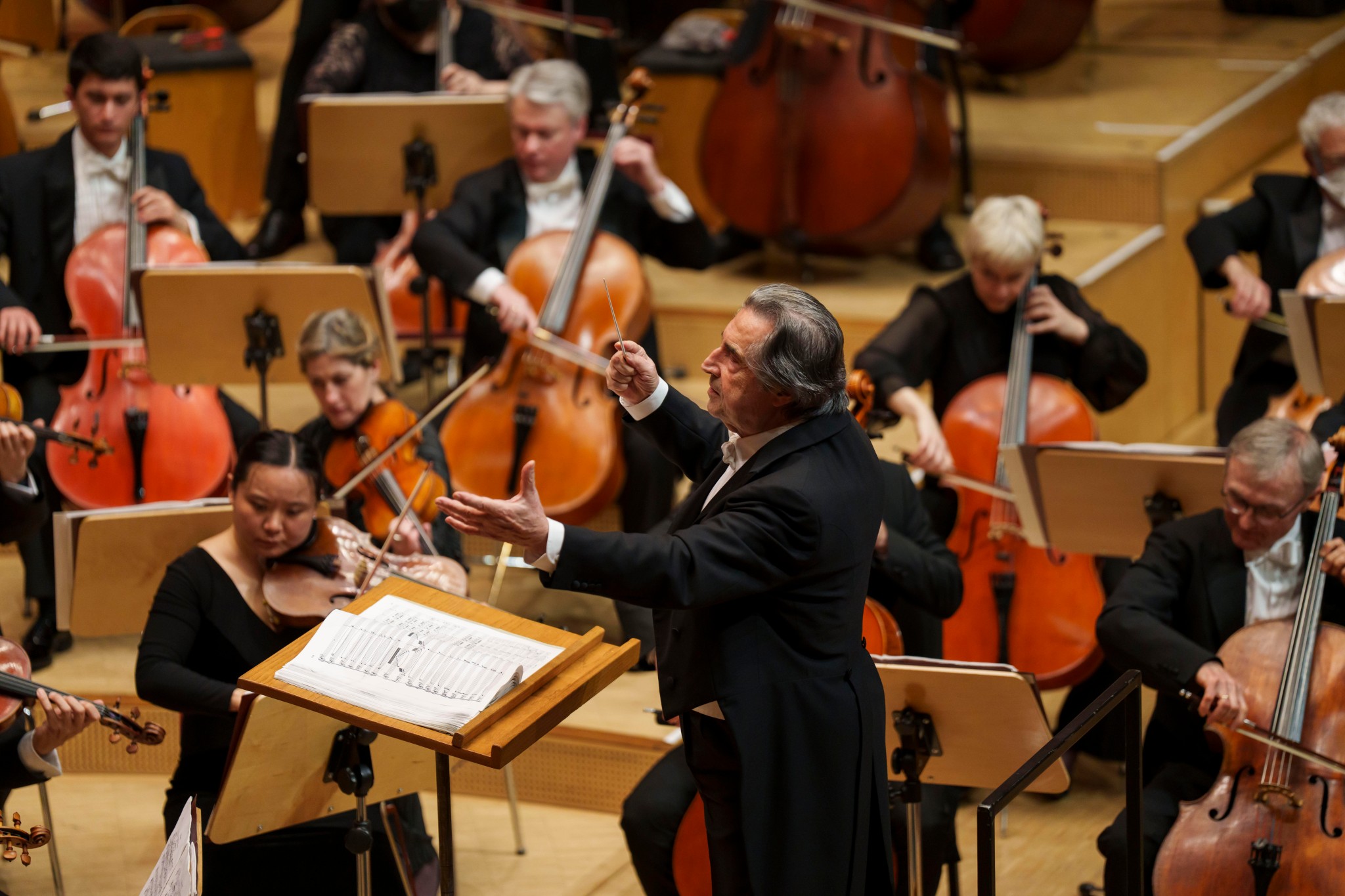 klassik: riccardo muti erobert mit chicago symphony orchestra essen