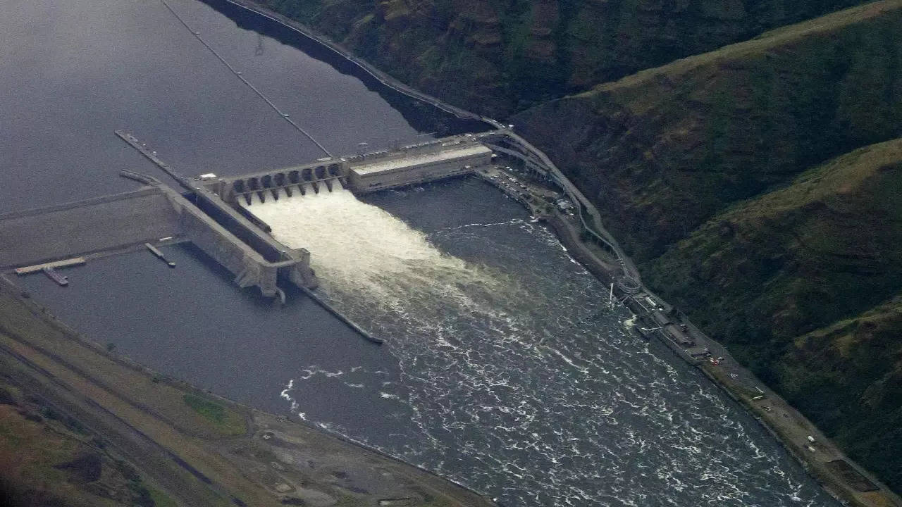 USA S Largest Dam Removal Project Begins In California   AA1mZLxN.img