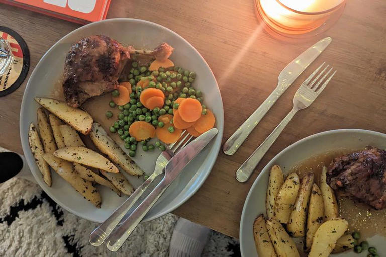 We tried Marks and Spencer's Slow Roast Dine In and it's a real money saver
